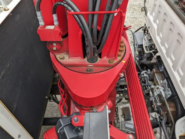 いすゞ フォワード 2PG-FRR90S1(2WD)の写真24