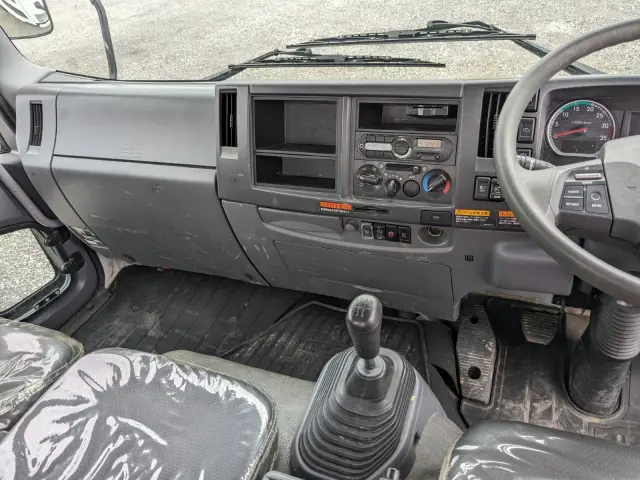 いすゞ フォワード 2PG-FRR90S1(2WD)の写真27