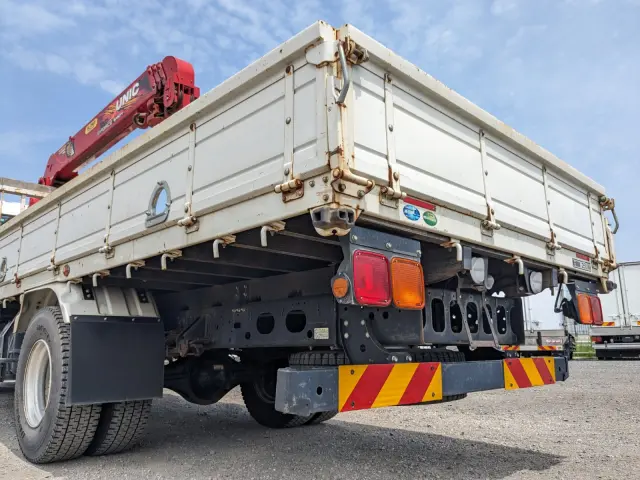 いすゞ フォワード 2PG-FRR90S1(2WD)の写真7