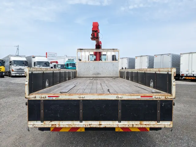 いすゞ フォワード 2PG-FRR90S1(2WD)の写真8