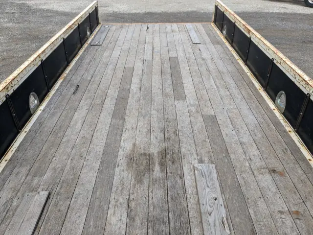 いすゞ フォワード 2PG-FRR90S1(2WD)の写真14