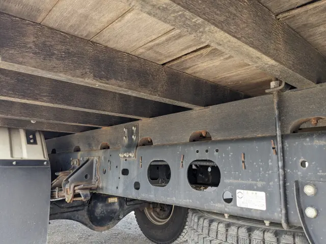 いすゞ フォワード 2PG-FRR90S1(2WD)の写真17