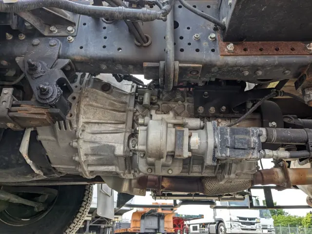 いすゞ フォワード 2PG-FRR90S1(2WD)の写真19