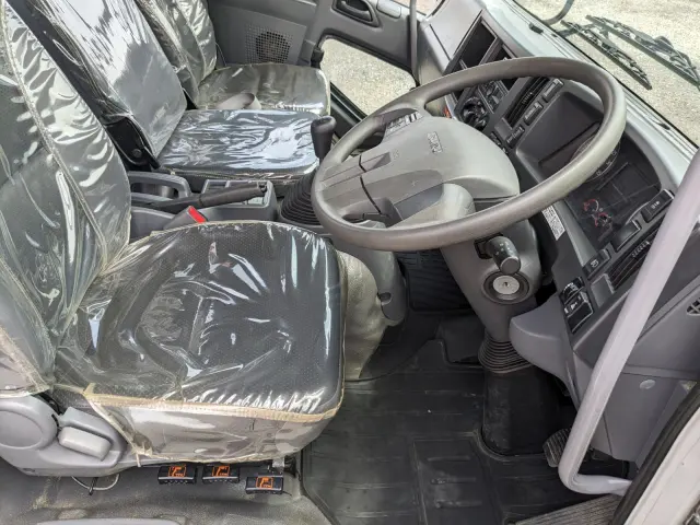 いすゞ フォワード 2PG-FRR90S1(2WD)の写真25