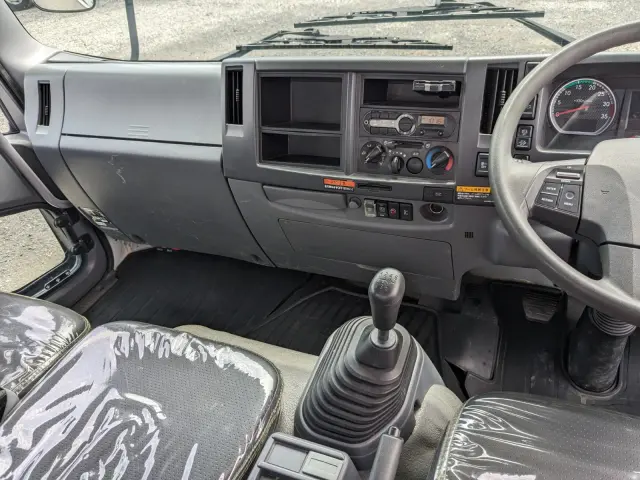 いすゞ フォワード 2PG-FRR90S1(2WD)の写真26