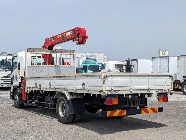 いすゞ フォワード 2PG-FRR90S1(2WD)の写真3