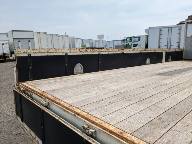 いすゞ フォワード 2PG-FRR90S1(2WD)の写真15