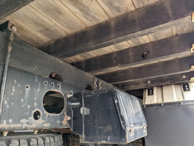 いすゞ フォワード 2PG-FRR90S1(2WD)の写真21