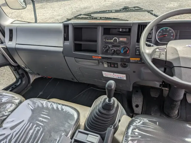 いすゞ フォワード 2PG-FRR90S1(2WD)の写真26
