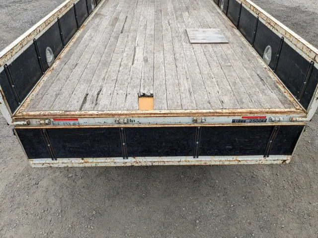 いすゞ フォワード 2PG-FRR90S1(2WD)の写真9