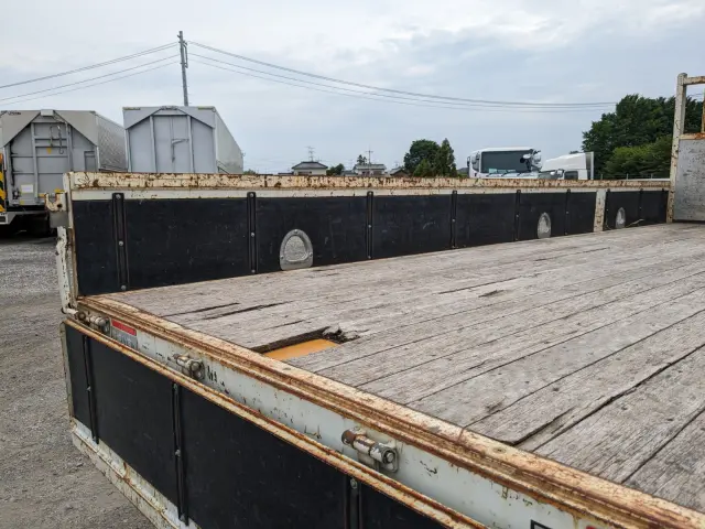 いすゞ フォワード 2PG-FRR90S1(2WD)の写真15