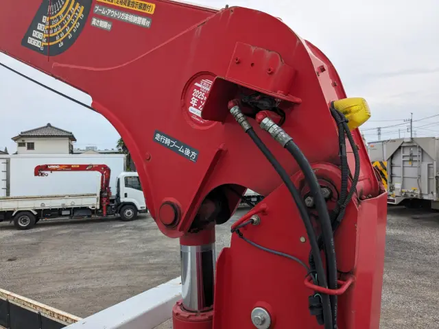 いすゞ フォワード 2PG-FRR90S1(2WD)の写真23