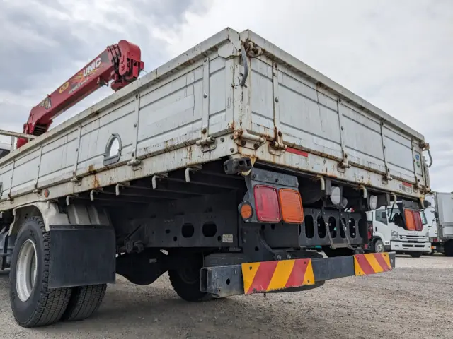 いすゞ フォワード 2PG-FRR90S1(2WD)の写真8