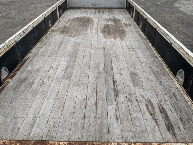 いすゞ フォワード 2PG-FRR90S1(2WD)の写真11