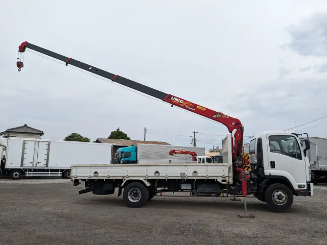 いすゞ フォワード 2PG-FRR90S1(2WD)の写真20