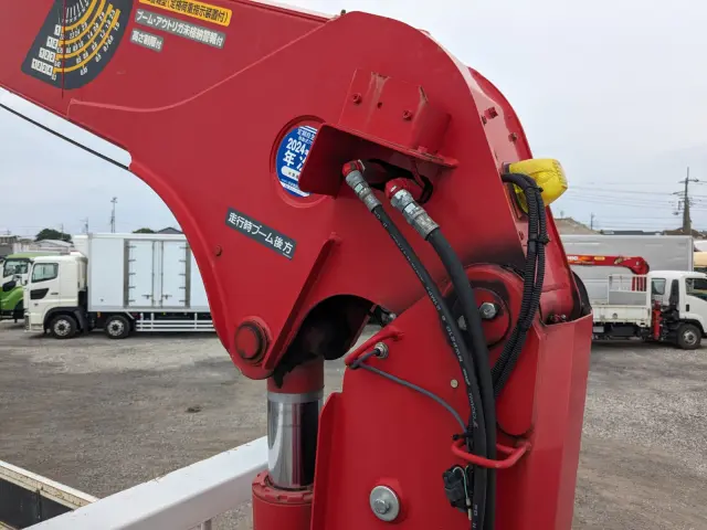 いすゞ フォワード 2PG-FRR90S1(2WD)の写真24