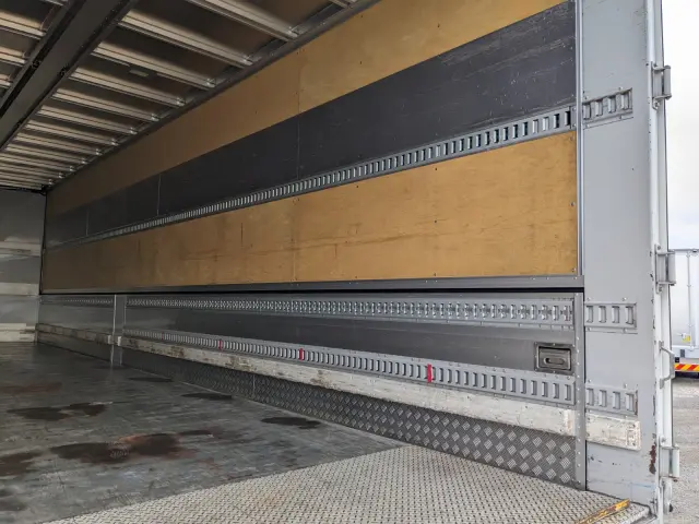 三菱 スーパーグレート 2PG-FU74HZ(6x2)の写真21