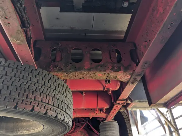 いすゞ ギガ QPG-CYY77B(6x2)の写真35