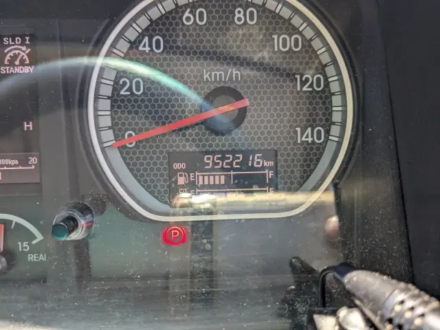 いすゞ ギガ QPG-CYY77B(6x2)の写真44