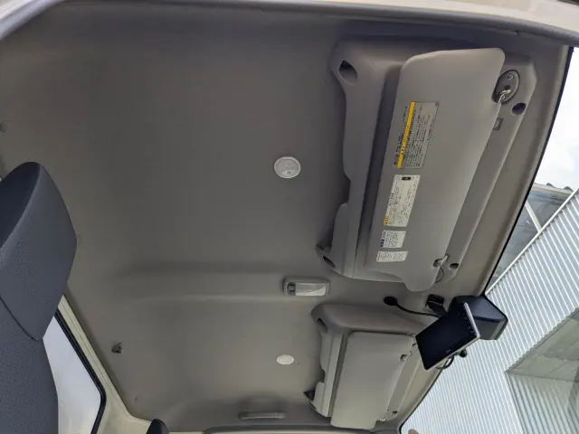 日野 デュトロ 2RG-XZU710M(2WD)の写真37