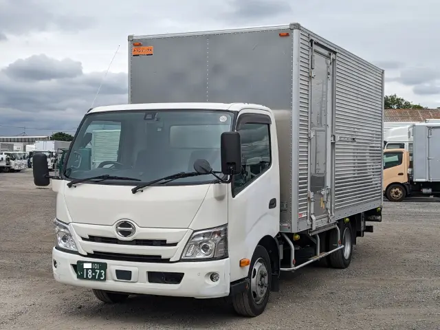日野 デュトロ 2RG-XZU710M(2WD)の写真1