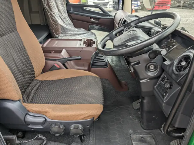 日野 レンジャー 2KG-FD2ABG(2WD)の写真28