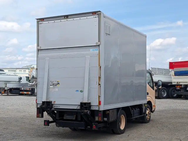 トヨタ ダイナ TKG-XZC600(2WD)の写真4