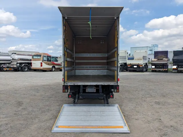 トヨタ ダイナ TKG-XZC600(2WD)の写真6