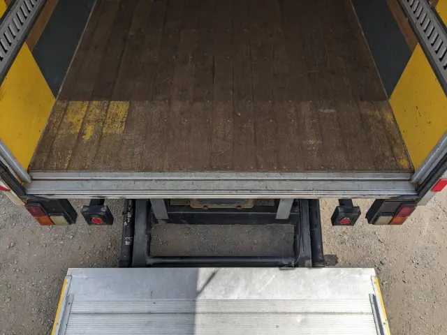 トヨタ ダイナ TKG-XZC600(2WD)の写真11