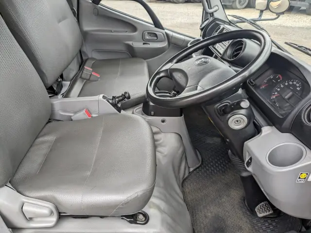 トヨタ ダイナ TKG-XZC600(2WD)の写真18