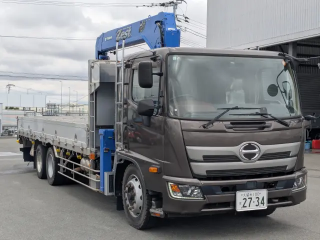 日野 レンジャー 2KG-GK2ABA(2WD)の写真2