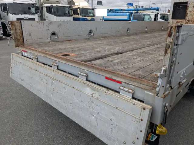 日野 レンジャー 2KG-GK2ABA(2WD)の写真9