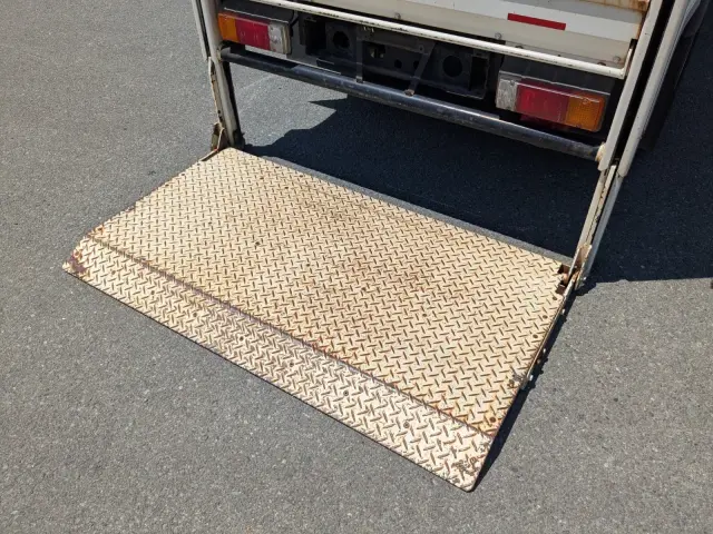 日野 デュトロ TKG-XZU605M(2WD)の写真23