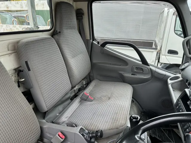日野 デュトロ TKG-XZU605M(2WD)の写真27