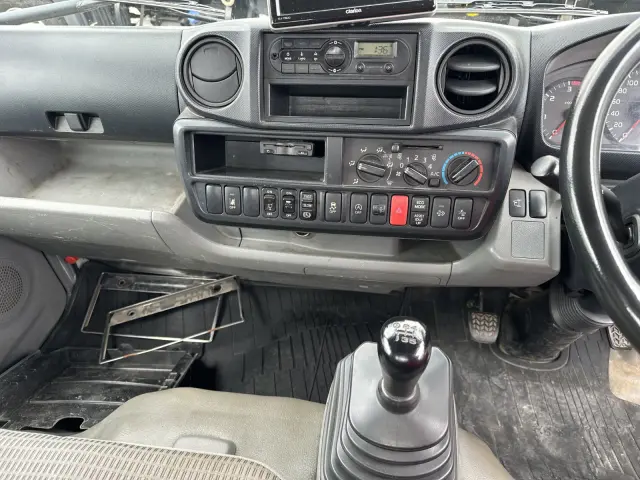 日野 デュトロ TKG-XZU605M(2WD)の写真28
