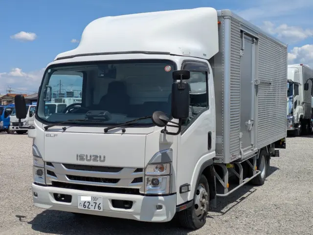 いすゞ エルフ 2RG-NPR88AN(2WD)の写真1