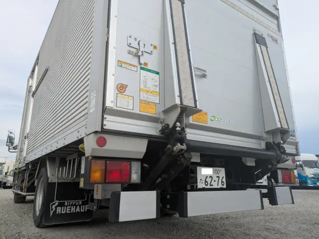 いすゞ エルフ 2RG-NPR88AN(2WD)の写真5