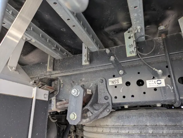 いすゞ エルフ 2RG-NPR88AN(2WD)の写真17