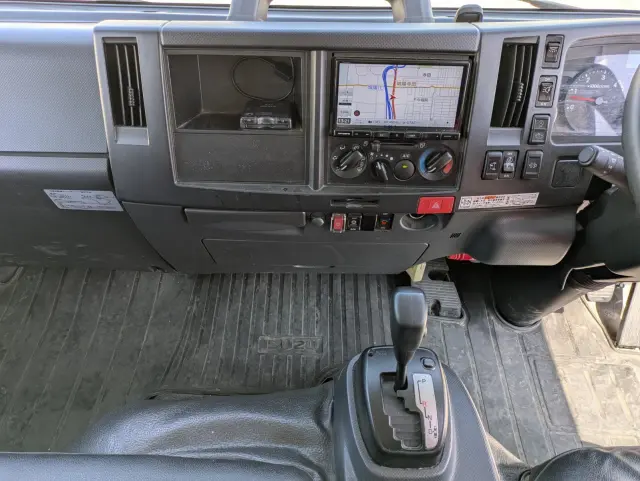 いすゞ エルフ 2RG-NPR88AN(2WD)の写真23