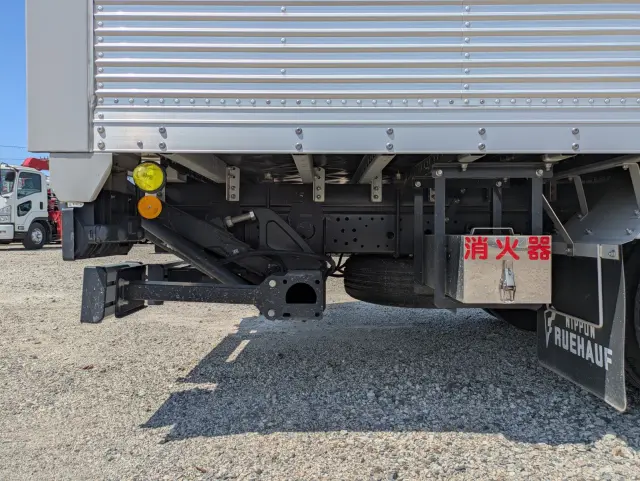 いすゞ エルフ 2RG-NPR88AN(2WD)の写真27