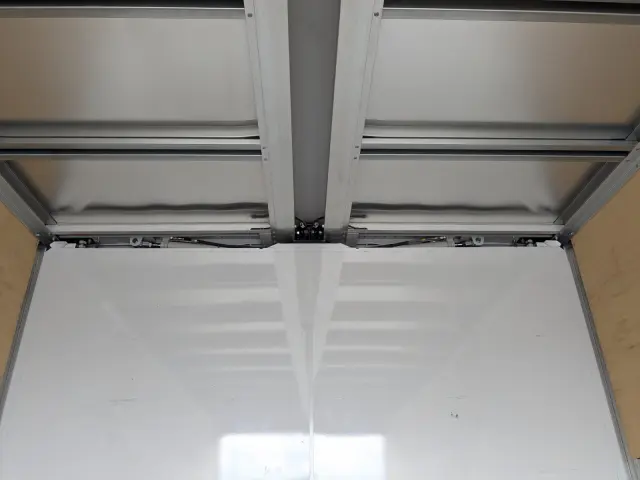 日野 レンジャー 2KG-FE2ACG(2WD)の写真17