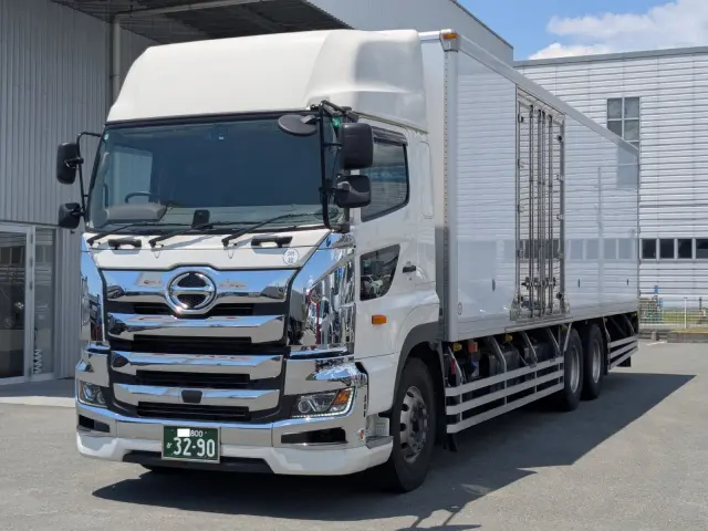 日野 デュトロ 2DG-FR1AHC(6x2)の写真1
