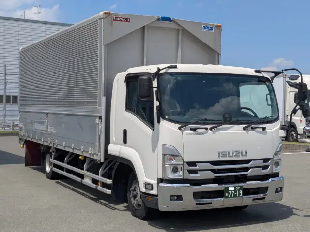 いすゞ フォワード 2RG-FRR90T2(2WD)の写真2
