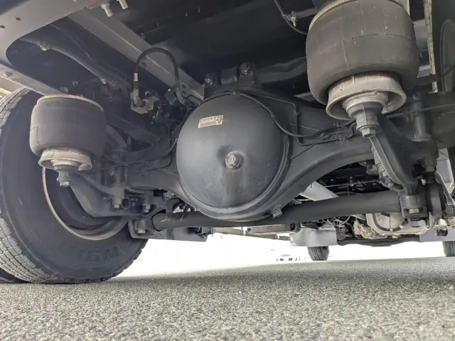 いすゞ フォワード 2RG-FRR90T2(2WD)の写真19