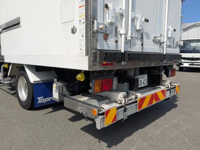 いすゞ エルフ 2RG-NPR88AN(2WD)の写真5