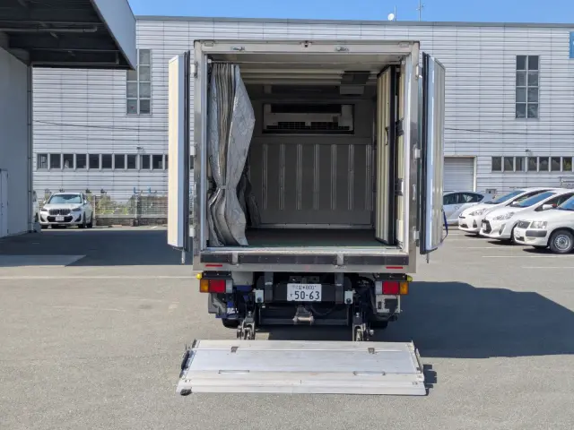 いすゞ エルフ 2RG-NPR88AN(2WD)の写真37