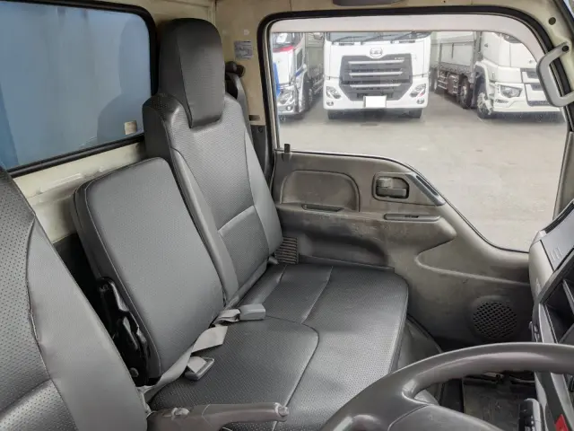 いすゞ エルフ TKG-NKR85AN(2WD)の写真13
