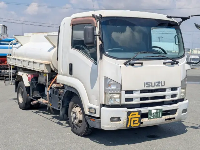 いすゞ フォワード SKG-FRR90S2(2WD)の写真2
