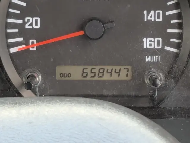 いすゞ フォワード SKG-FRR90S2(2WD)の写真12