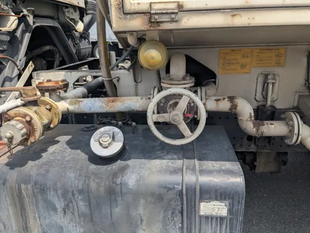 いすゞ フォワード SKG-FRR90S2(2WD)の写真32